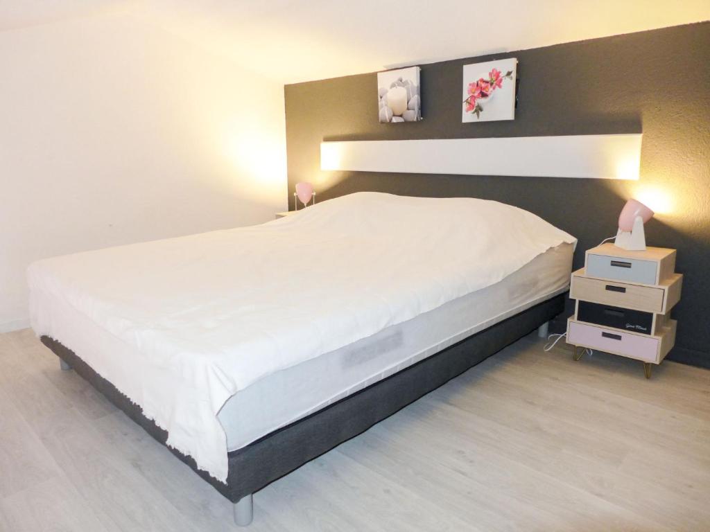 Studio Les Caroubiers-1 by Interhome - 4