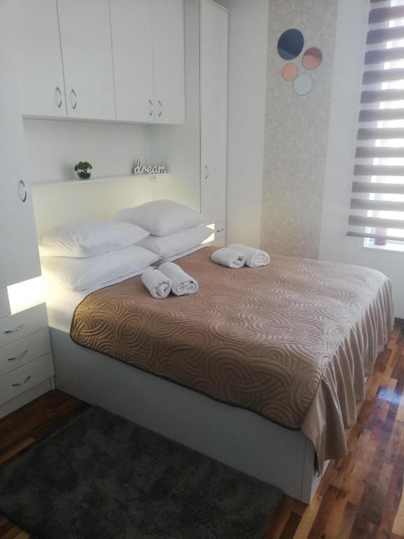 Lux apartmani Dunja Kopaonik Čardaci - WHITE - 4