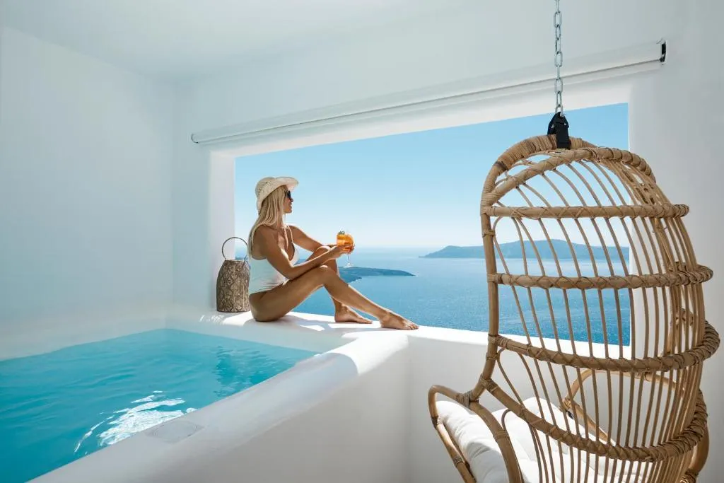 U & ME SUITES, hotel in Fira