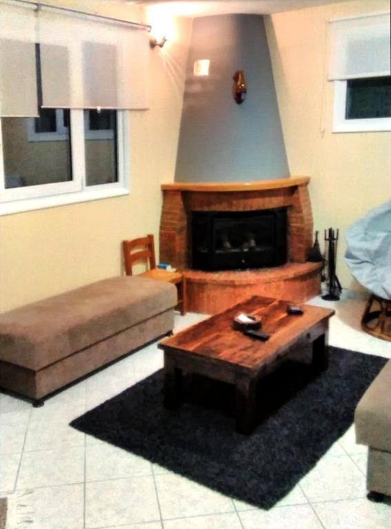 POLYTIMI HOUSE, Kalavrita