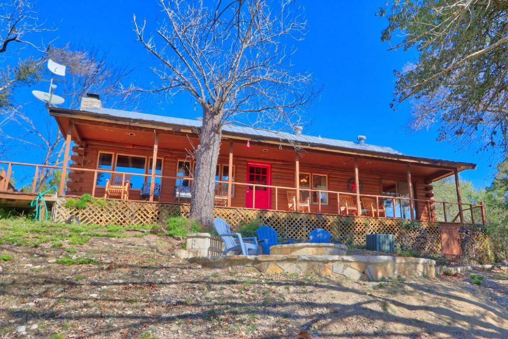 Clearwater Log Home, Wimberley