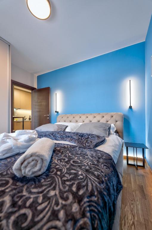 Royal Blue Wellness & Spa - 4