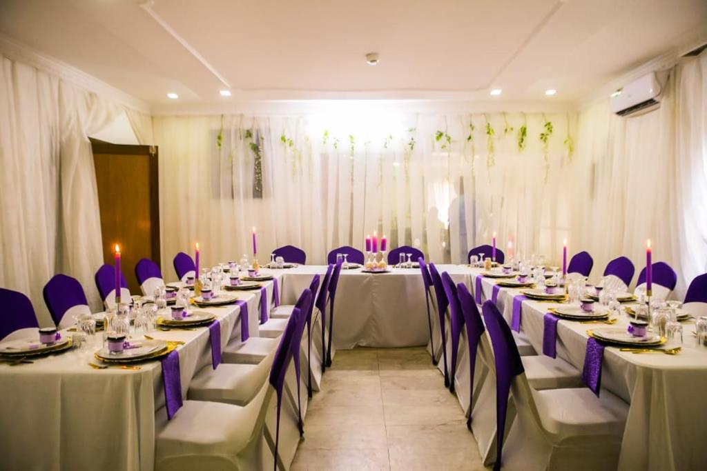 H53 SUITES photo