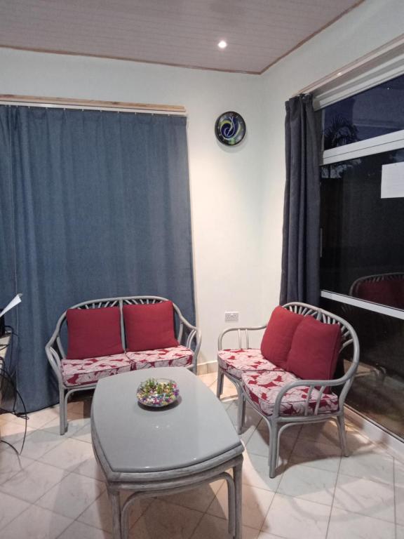 ENZI FURNISHED APARTMENT DIANI photo