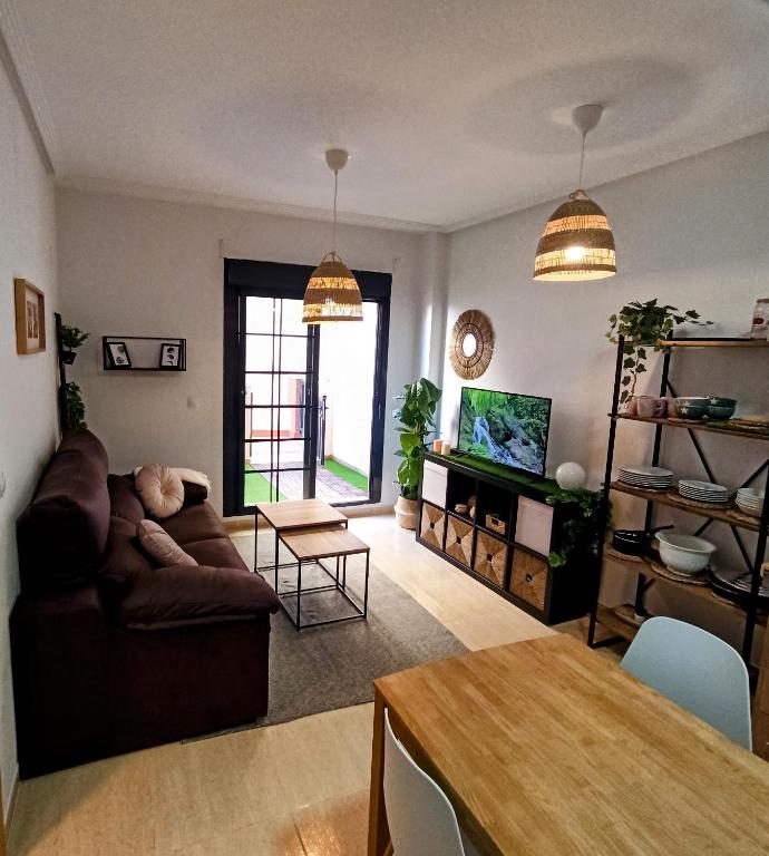 Apartamento con Piscina Terraza y Parking - 1