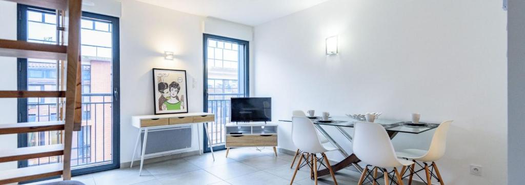 302 - Appartement Duplex Moderne - Jeanne d'Arc, Toulouse — Hotel in Toulouse