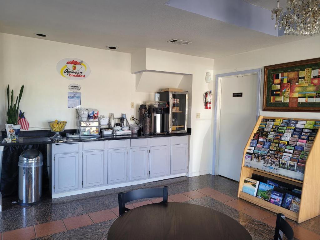 Super 8 By Wyndham Arkadelphia Caddo Valley Area photo