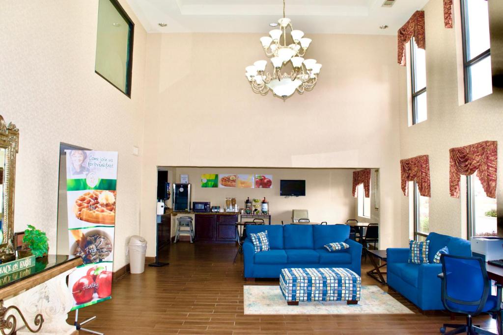 Quality Inn & Suites Pine Bluff photo