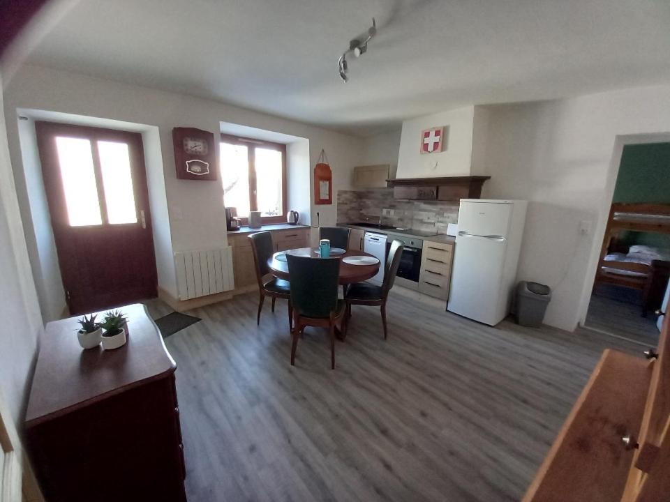 La Plagne Proche Montchavin appartement calme vue top photo