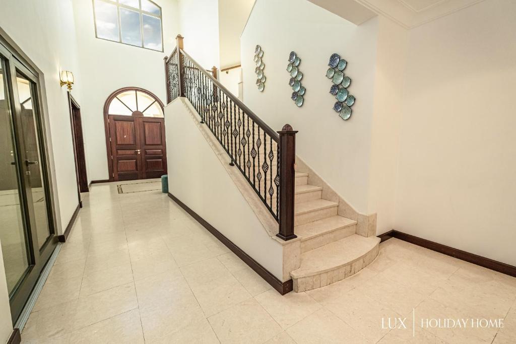 LUX - The Savoy Palm Villa photo