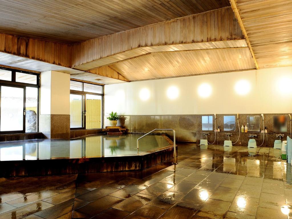 2. 유프리 나스시오..