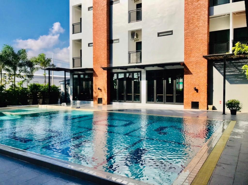 阁楼202酒店 (Loft 202 Hotel)