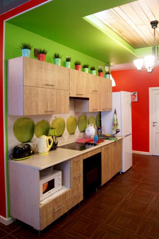 Kitchen, Mini-Hotel Spi Zdes in Khabarovsk