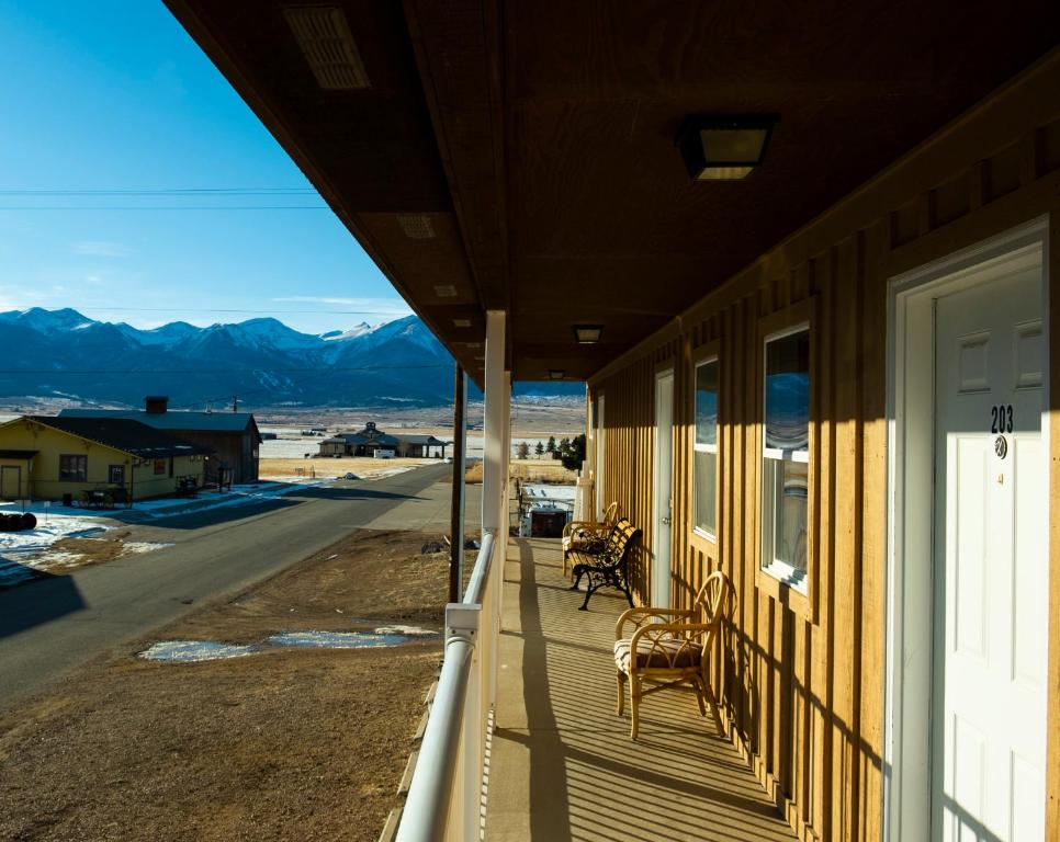 Dark Sky Suites photo