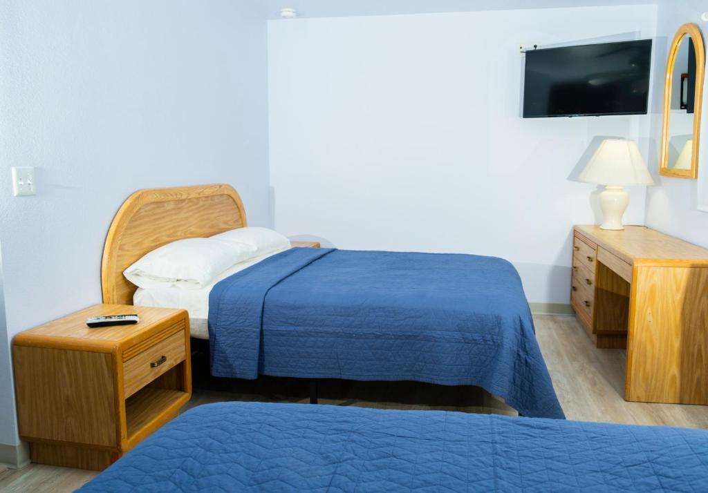 Dark Sky Suites photo
