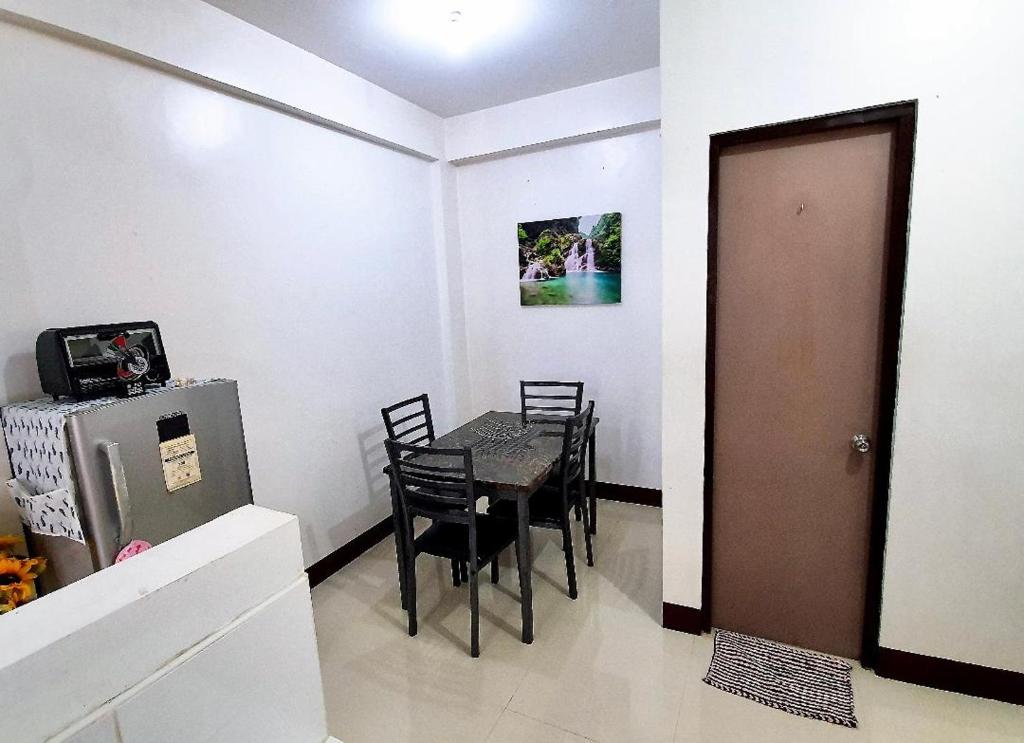 Kaitleen Home Stay Door 3 photo