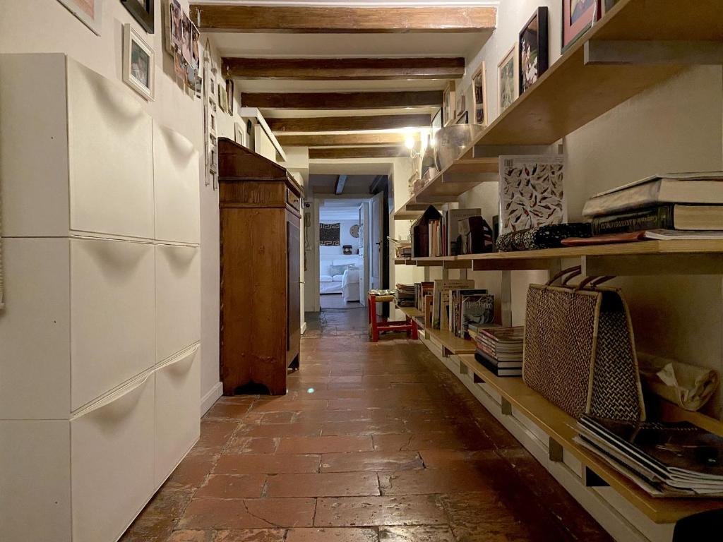 Fascinating central hideaway in a physicist’s home - 5