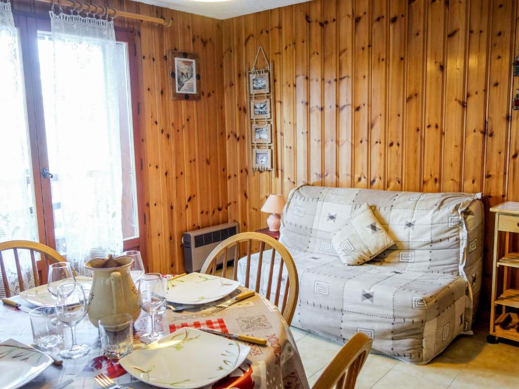 Studio La pointe des Aravis 4 by Interhome - 2