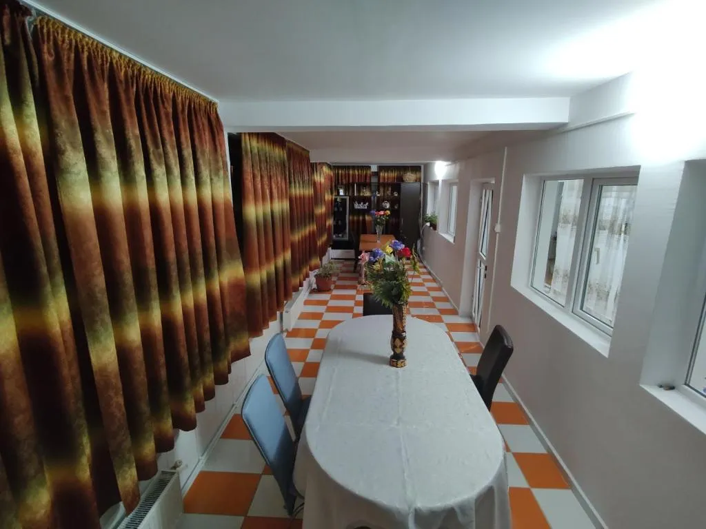 Casa Leny, hotel v destinaci Kalaraši