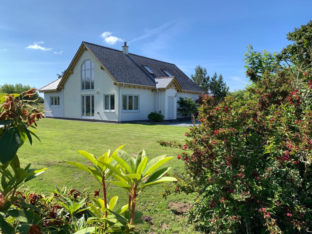 Pen Braint, Newborough