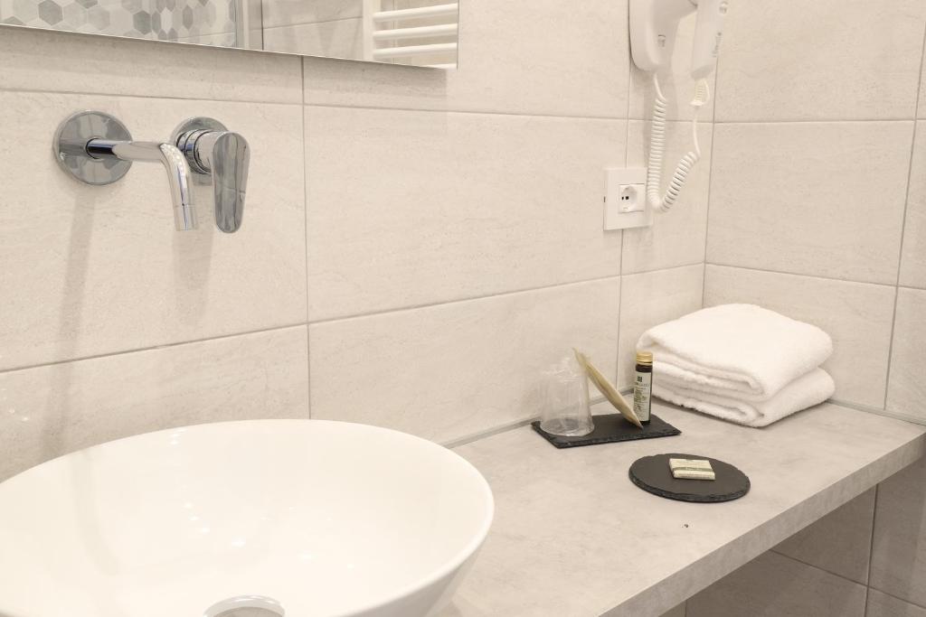 Cadorna Luxury Hotel photo