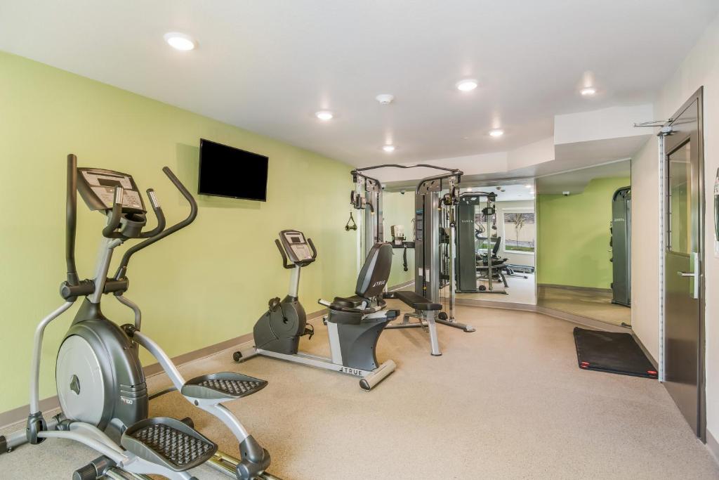 WoodSpring Suites Broomfield-Westminster photo
