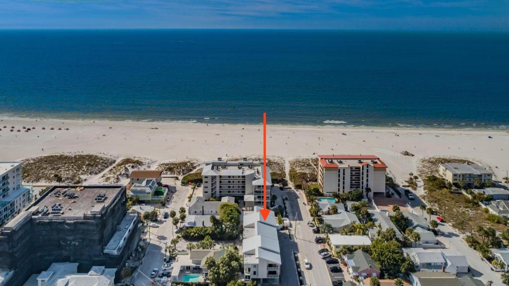 Hidden Beach Retreat, Clearwater Beach