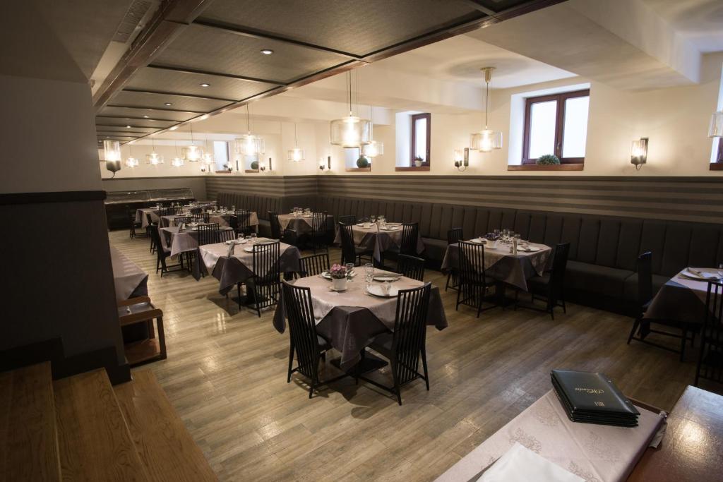 サヴォイ ホテル (Savoy Hotel) レストラン