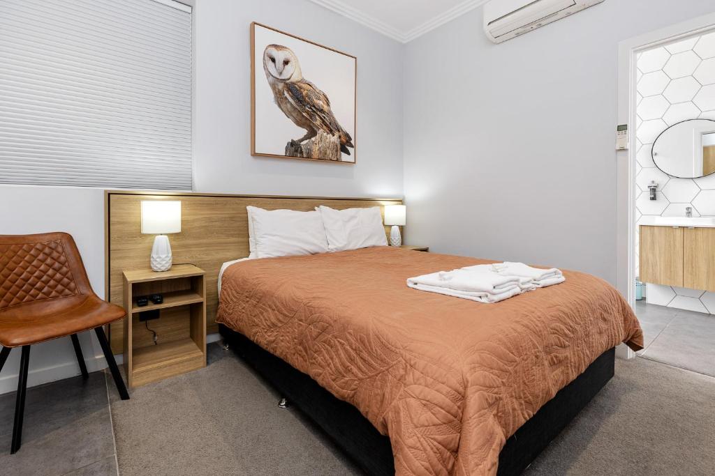 Civic Apartments photo