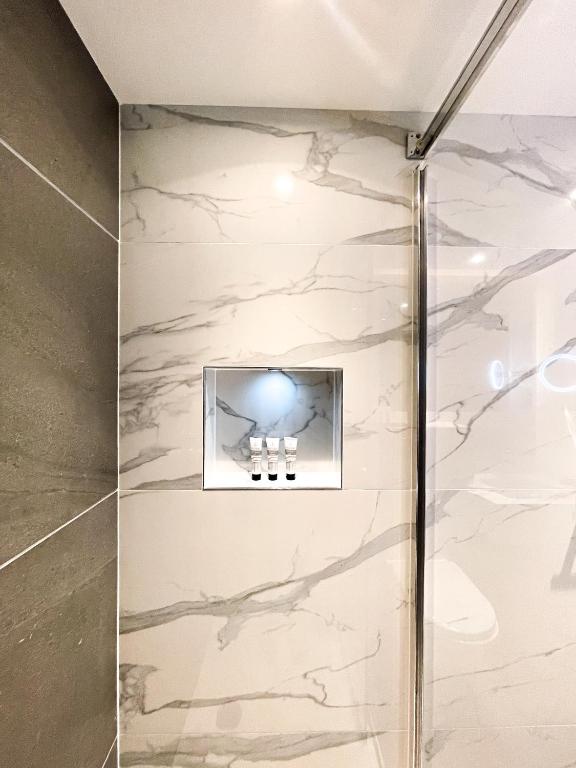 London Merit Kensington Hotel Additional