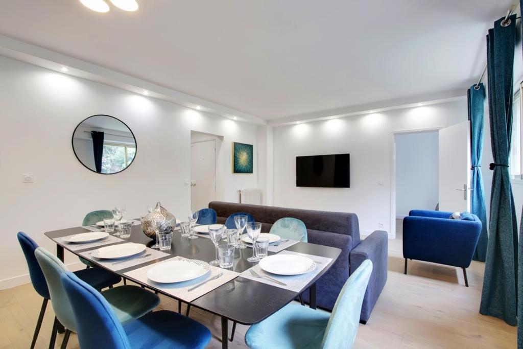 TROCADERO/ EIFFEL TOWER - 3 Bedrooms- All New! - 4