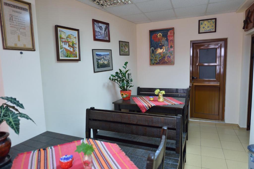 Family Hotel Varusha photo