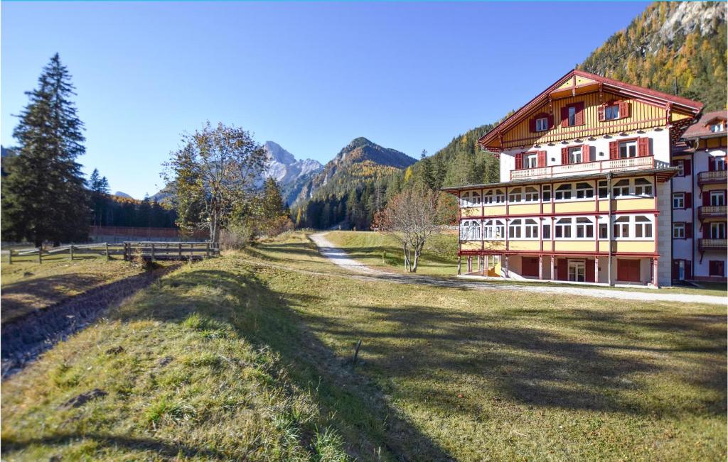 Beautiful apartment in Dobbiaco with Sauna, Indoor swimming pool and Swimming pool
