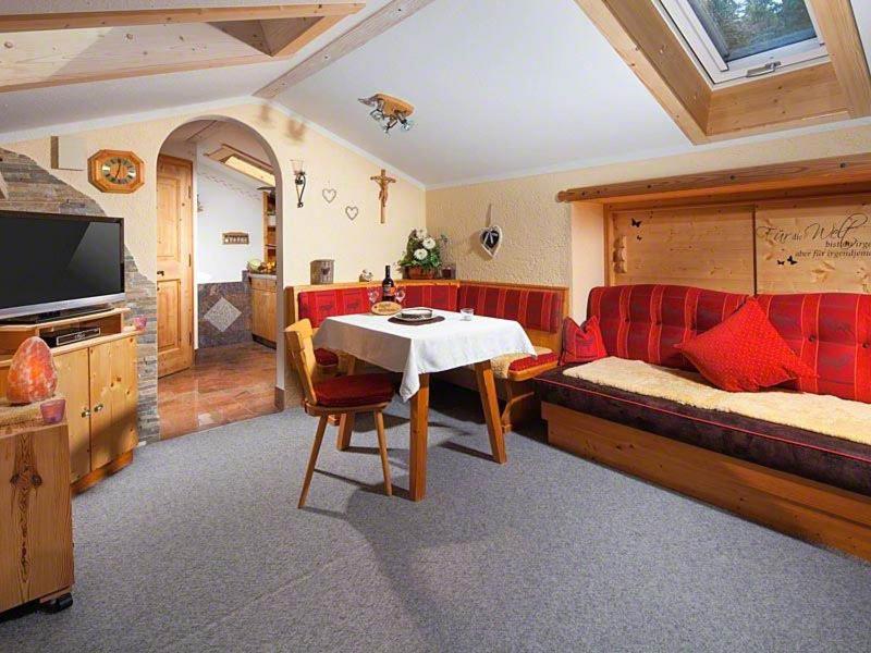 Haus Angerer - Vogeleben photo