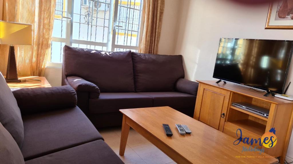 Playa Golf Quad House with Communal Pool Calle Castillo de San Roque P231 - 4