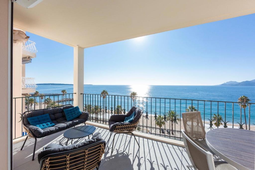 Appartement 3 chambres 125 m2 avec vue exceptionnelle face à la mer - 1