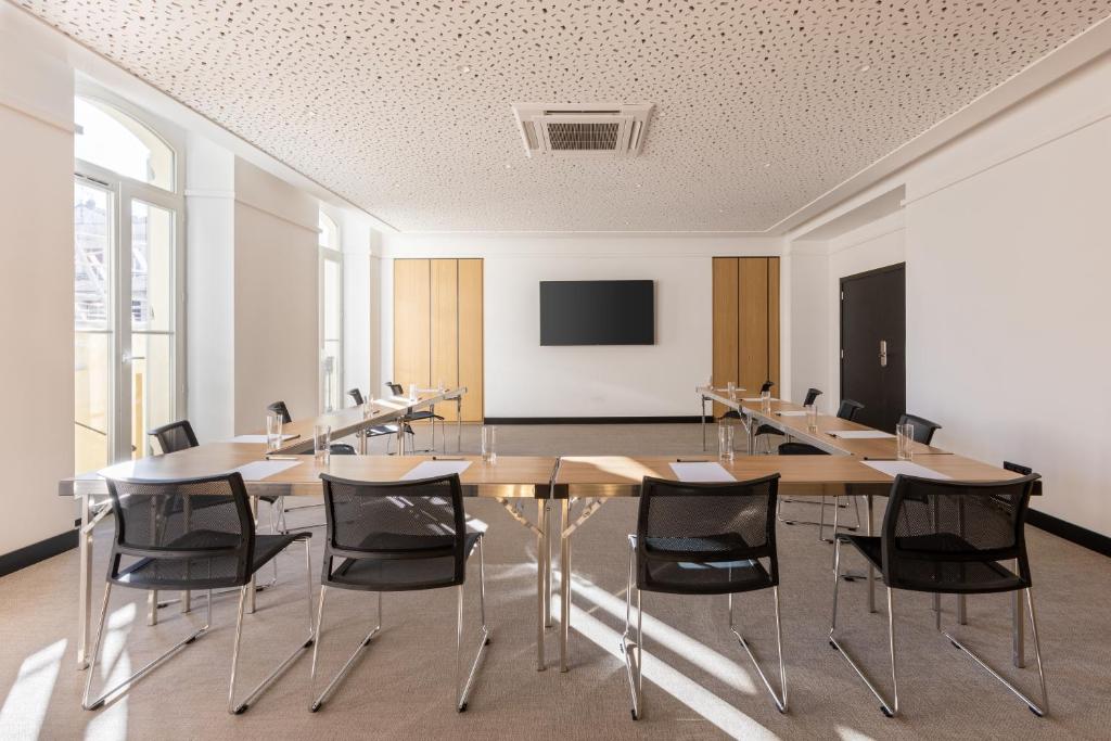 Tárgyalóterem/bálterem