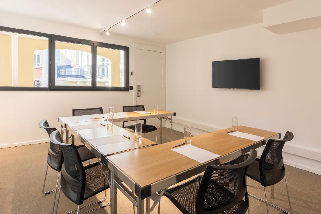 Tárgyalóterem/bálterem