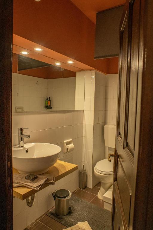 Charis Guesthouse photo
