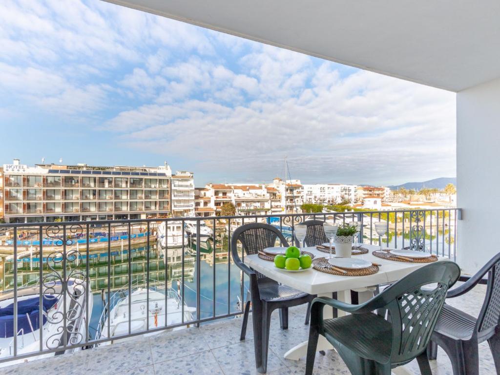 Apartment Port Salins by Interhome, Empuriabrava