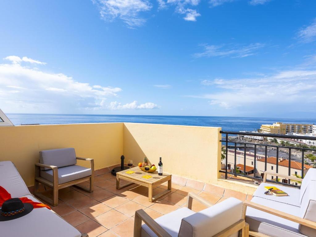 1314 FABULOUS 2 BEDROOM Accommodation ROOF TERRACE - 3