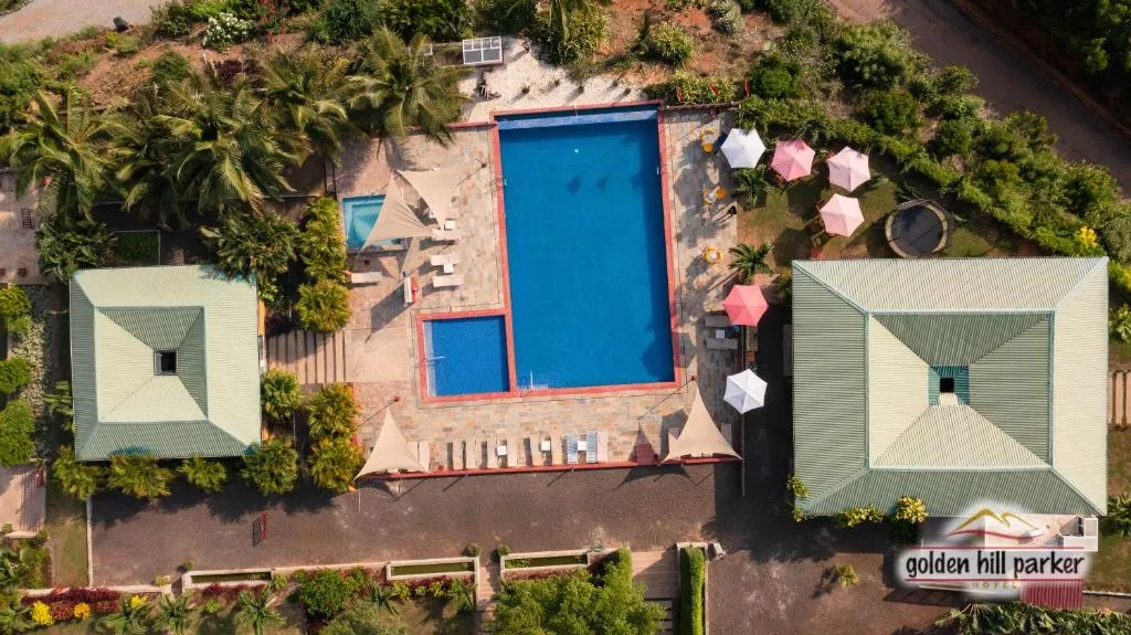 Golden Hill Parker Hotel, hotel in Elmina