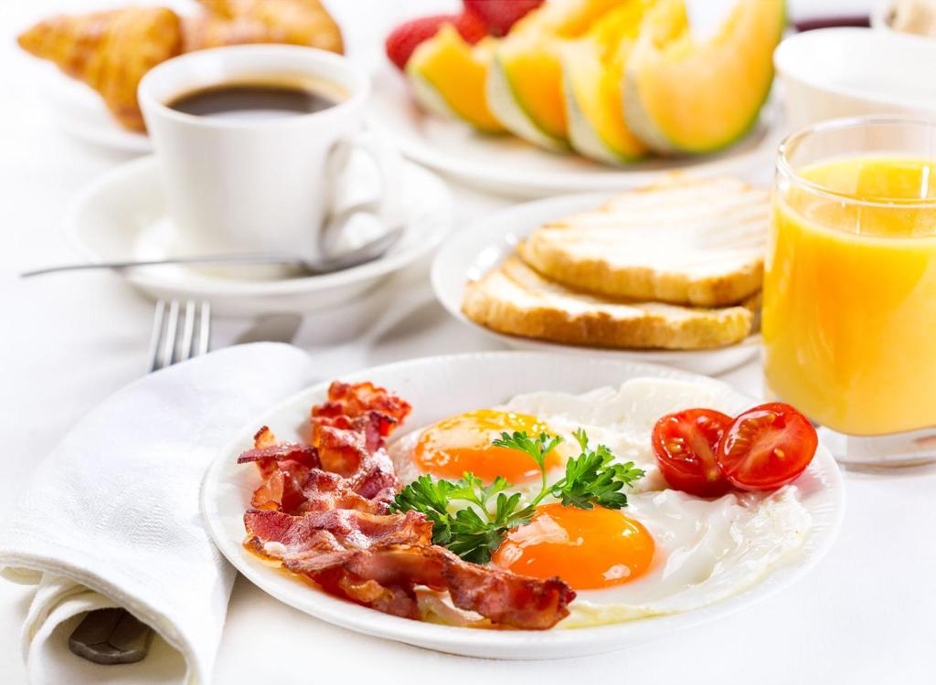 Mâncare şi băutură