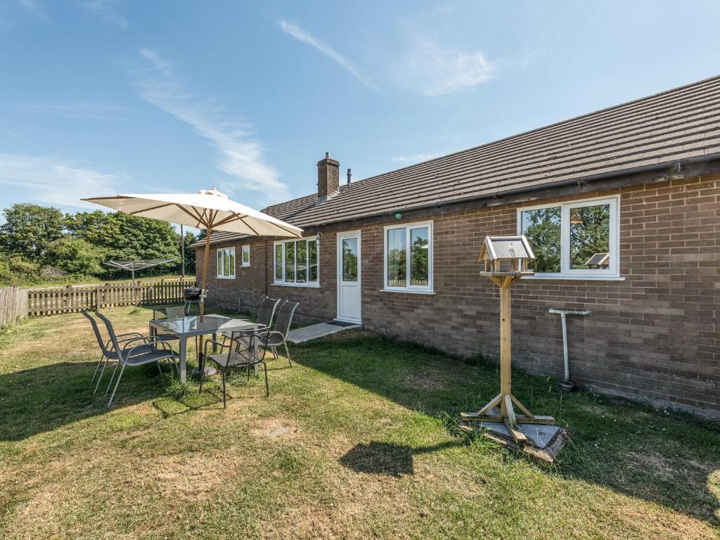 The Bungalow, Kidderminster photo 8