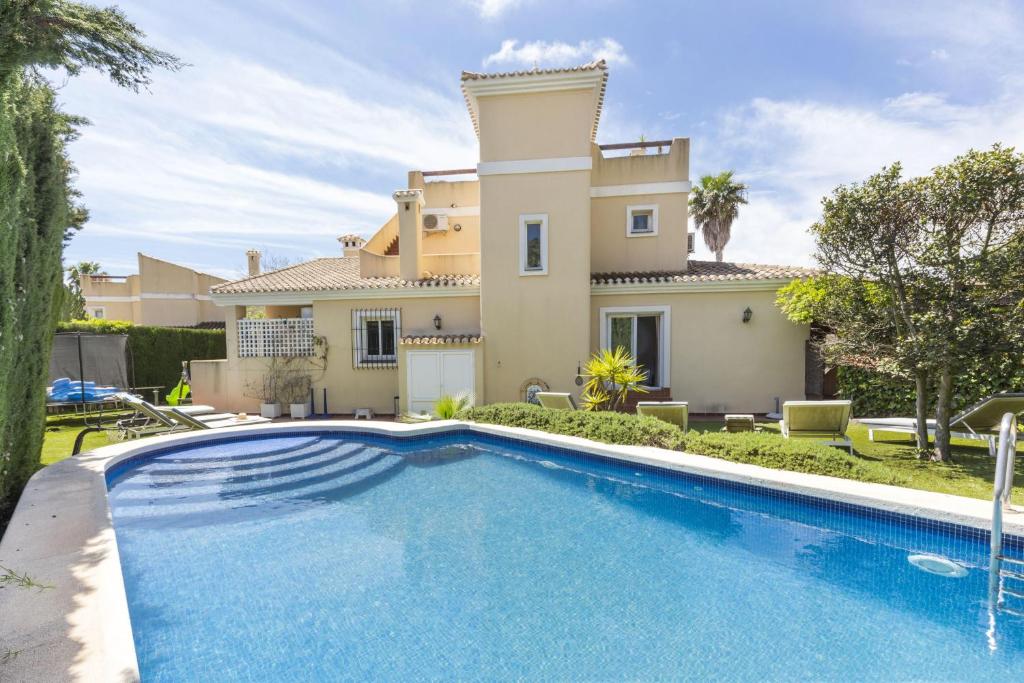 Los Naranjos 7, Atamaría