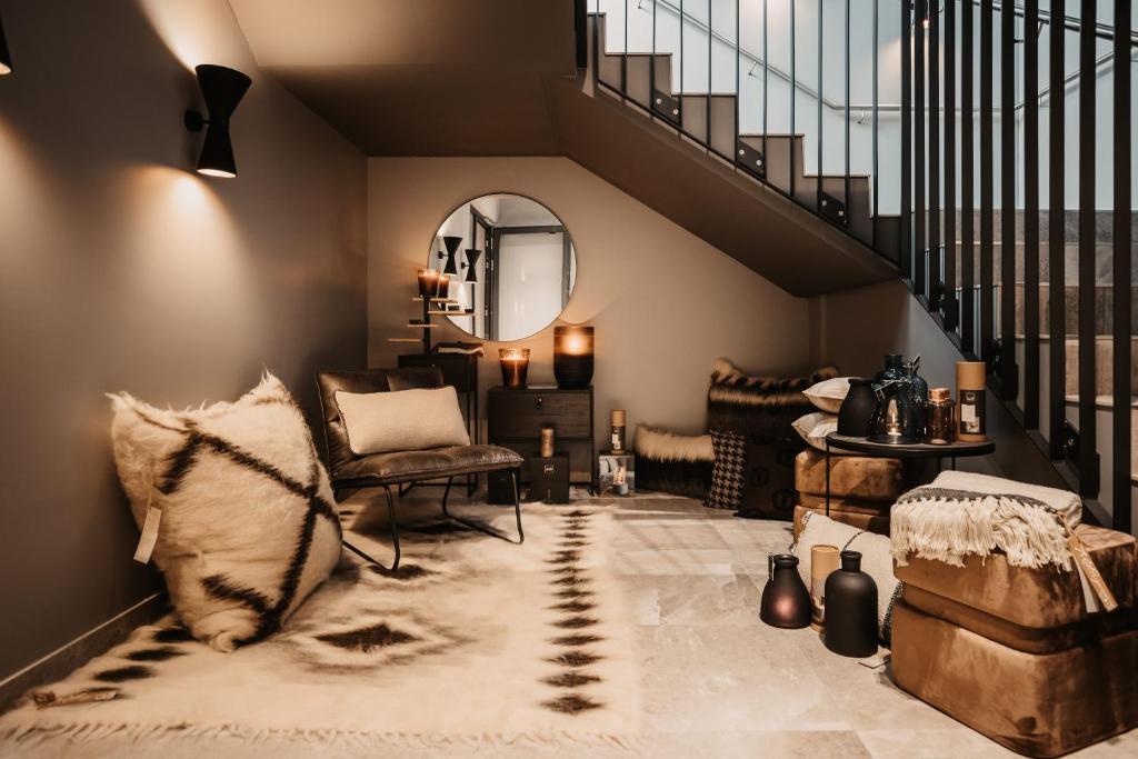 THE MATTHEW - Copper Lodge - 4