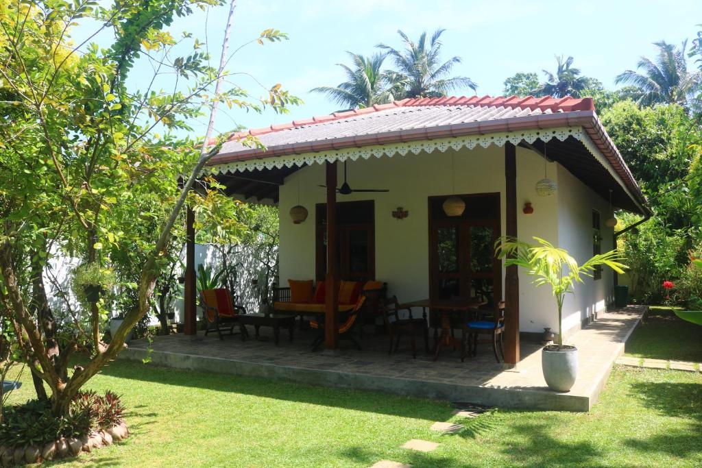 Lilly House — Hotel in Unawatuna