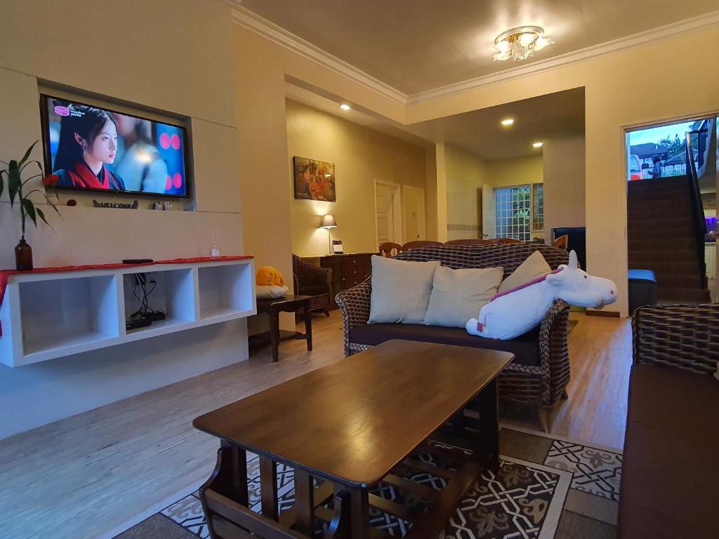 Gerard's "Backpackers" Roomstay photo