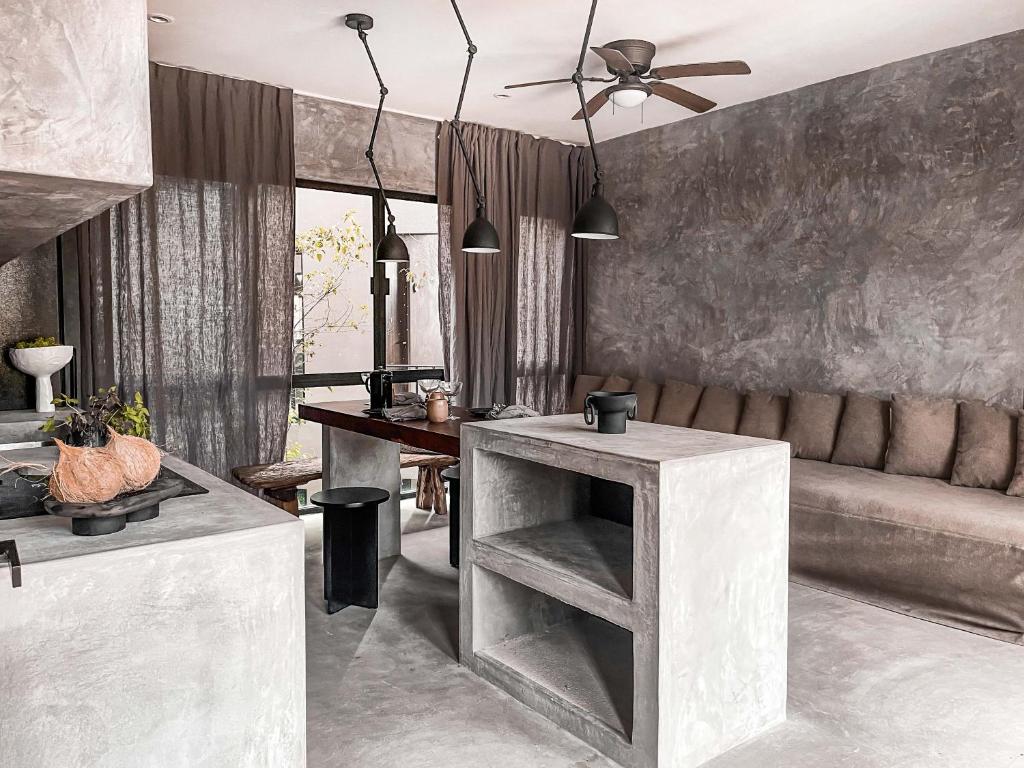 Brand New Designer Apart 11 with special fee to access Hotel Bardo — Hotel in Tulum