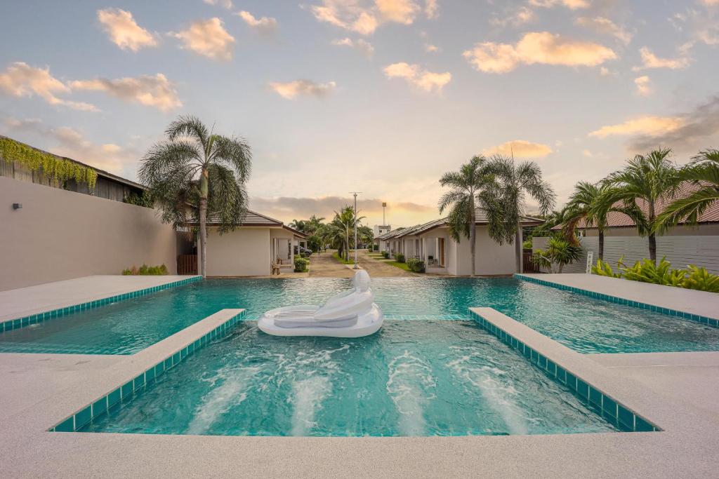 AKARD Private Villas Sattahip photo